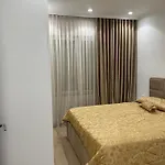 City Center Apartment Kafe Flora