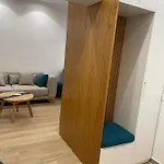 City Center Apartment Kafe Flora