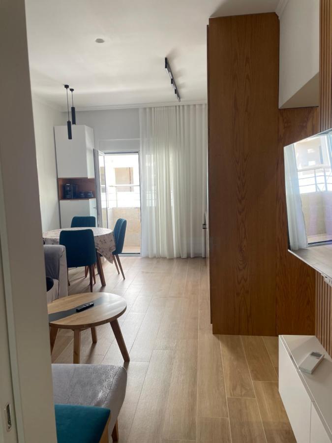 Center Kafe Flora Apartamento